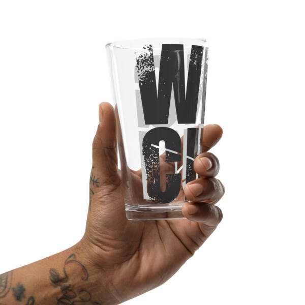 Wing Chun Pole Shaker Pint Glass - Image 3